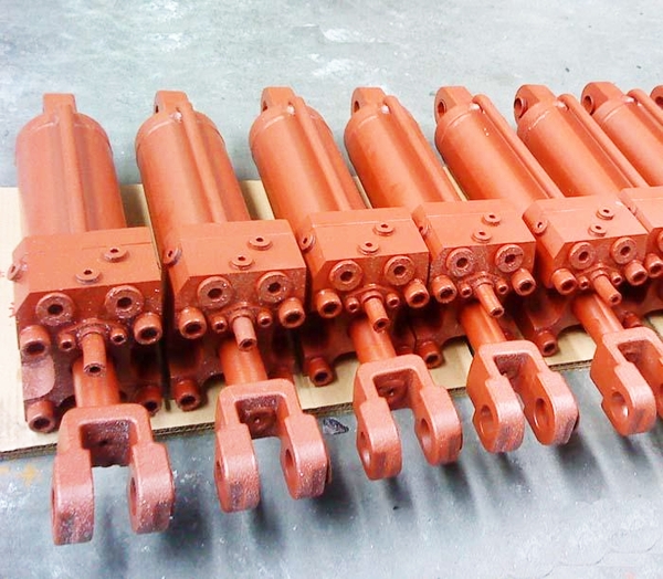 Non-standard hydraulic cylinder